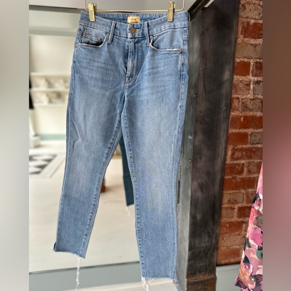 MOTHER The Looker Ankle Snippet Jean